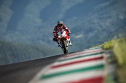 纳达尔连续十二场比赛得分超越连败,澳大利亚队迎挑战极限!